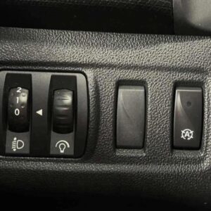 Renault Clio 0.9 – Image 12