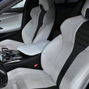 BMW M5 4.4 – Image 10