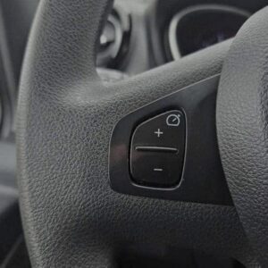 Renault Trafic 2.0 – Image 11