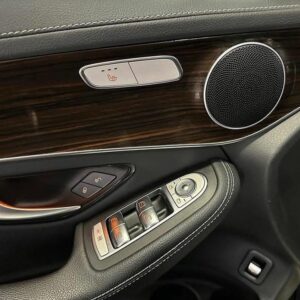 Mercedes-Benz GLC 220 d – Image 18