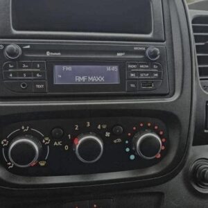Renault Trafic 2.0 – Image 17