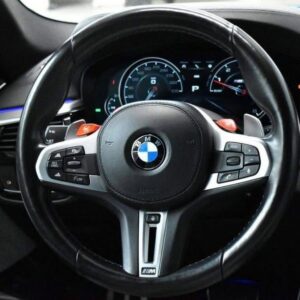 BMW M5 4.4 – Image 19