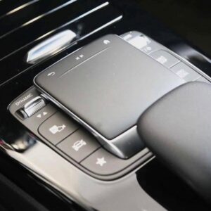 Mercedes-Benz CLA 200 AMG – Image 16