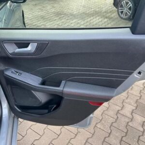 Ford Kuga – Image 17