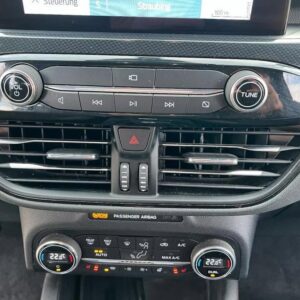 Ford Kuga – Image 18