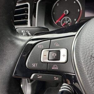 Volkswagen Polo 1.6 TDI DSG Highline – Image 18
