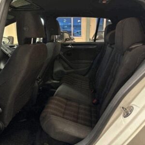 Volkswagen Golf 2.0 / GTD / DSG – Image 13