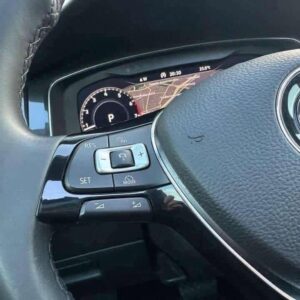 Volkswagen Golf 1.4 / TSI / DSG / R Line – Image 6