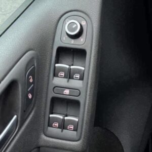 Volkswagen Golf 1.4 – Image 8