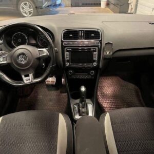 Volkswagen Polo 1.2 / TSI / R-Line – Image 17