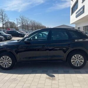 Audi Q5 40 TDI quattro S-Tr – Image 2