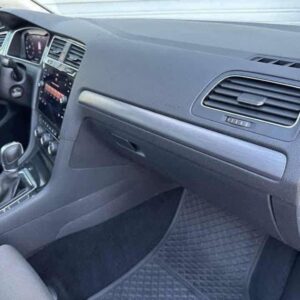 Volkswagen Golf 1.4 / TSI / DSG / R Line – Image 3